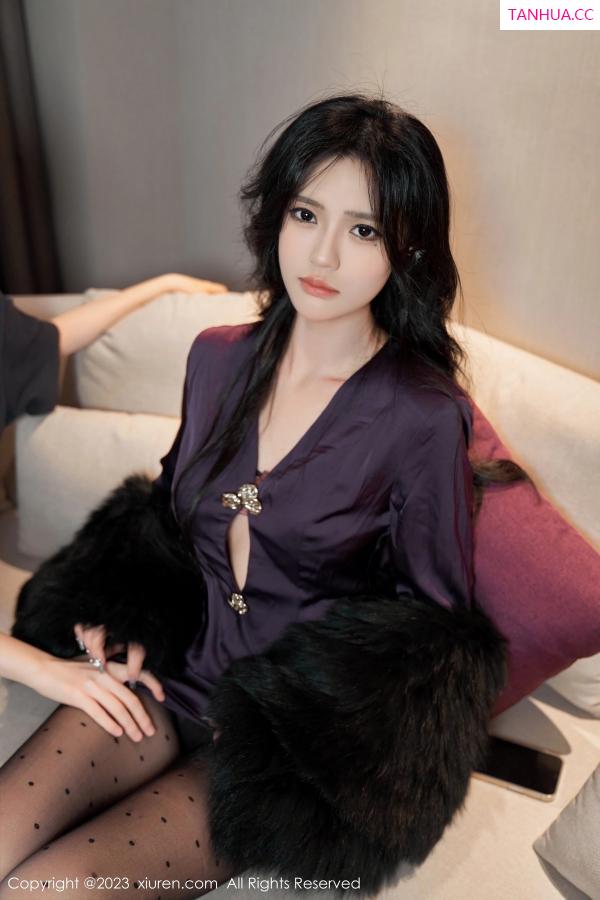 李浅浅  [XiuRen]高清写真图 2023.04.27 No.6649 浅浅Danny 黑丝美腿第23张图片